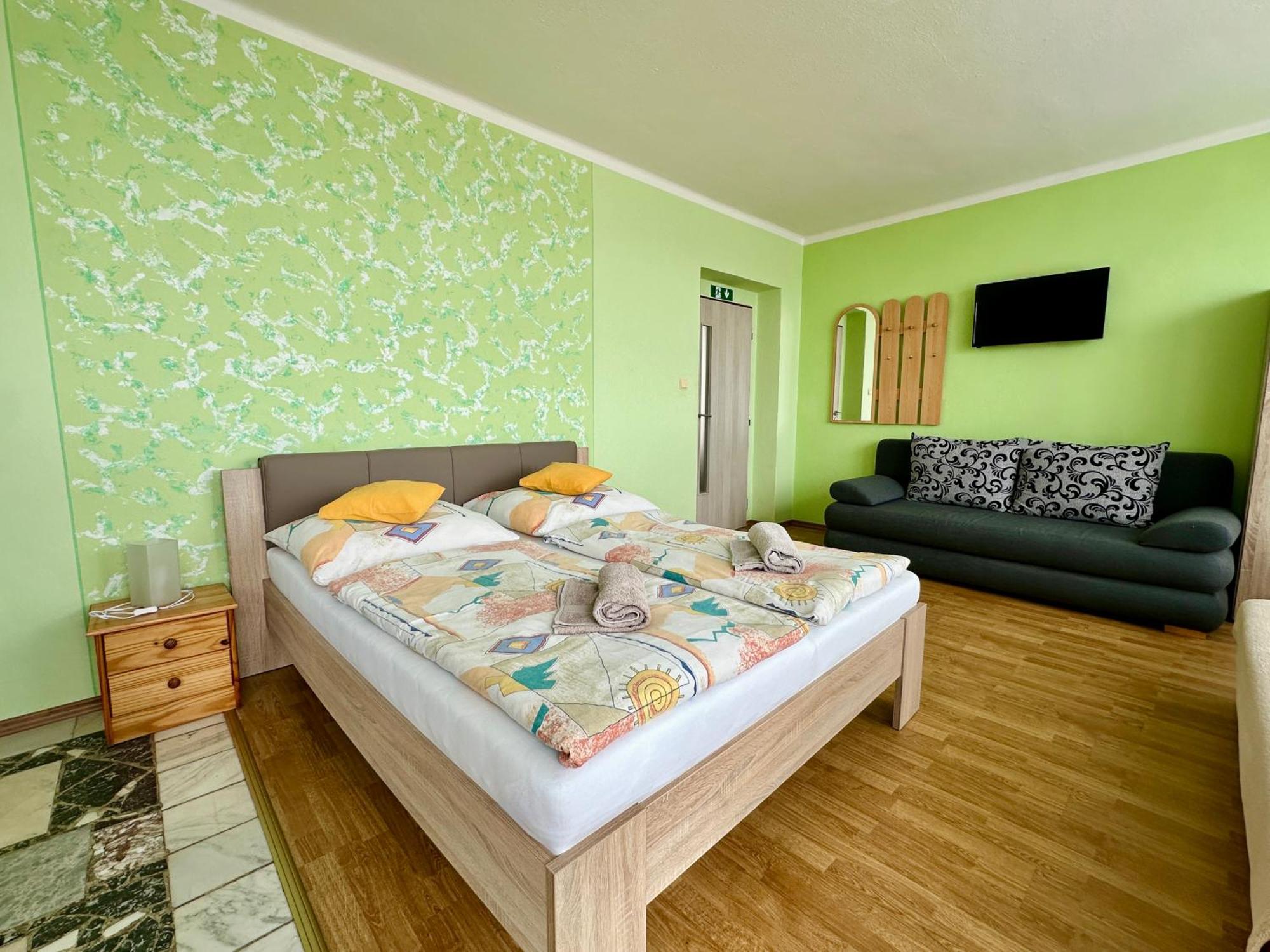 Privat Horec Kisszalók Kültér fotó